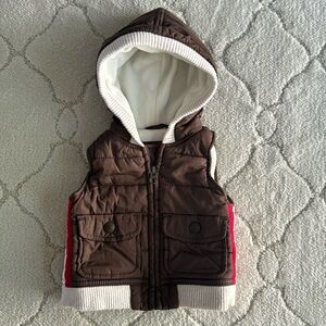 Old Navy fleece lined puffer vest —3-6month